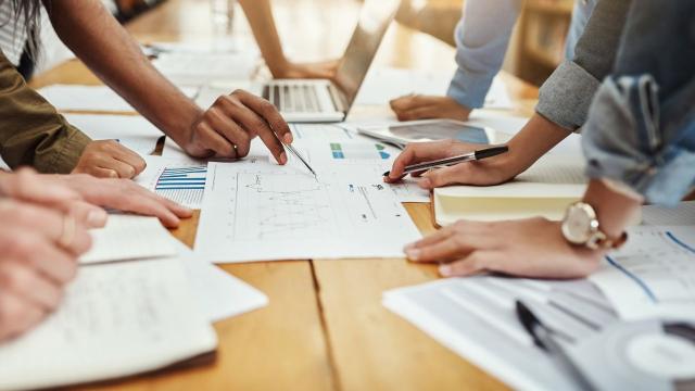 Gambar Artikel Peluang Karier Lulusan Seni, Desain, Dan Kreatif