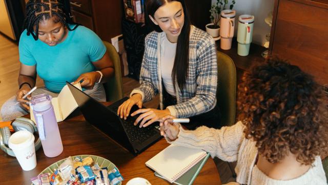 Ragam Program Studi Dan Pilihan Karier Mahasiswa Di Universitas Indonesia