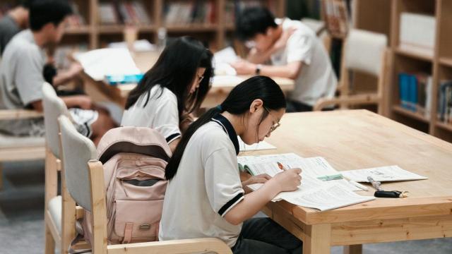 Kontribusi Organisasi Mahasiswa Dalam Menumbuhkan Jiwa Kepemimpinan