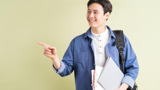 Kehidupan Mahasiswa Di Indonesia: Antara Akademik, Organisasi, Dan Tanggung Jawab Sosial