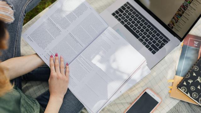 Mahasiswa Indonesia Dan Peran Kampus Dalam Mendukung Kesejahteraan Mahasiswa