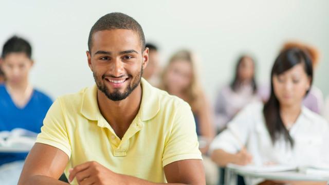 Gambar Artikel Mahasiswa Indonesia Dan Pentingnya Keseimbangan Antara Akademik Dan Kehidupan Sosial