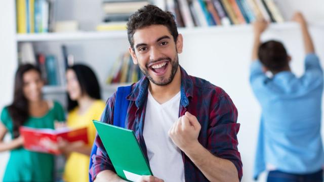 Mahasiswa Indonesia Dan Peran Pendidikan Karakter Di Kampus