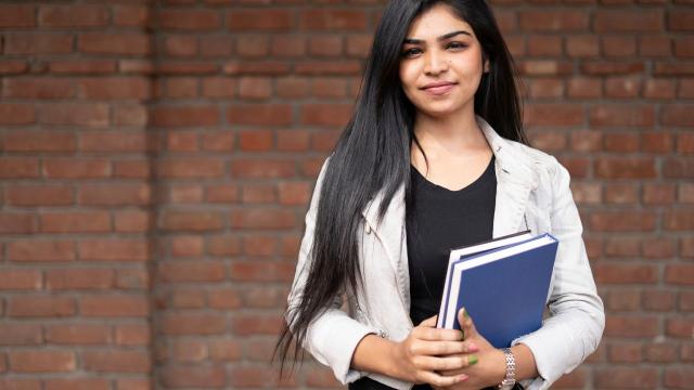 Mahasiswa Indonesia Dan Pentingnya Kegiatan Volunteer Untuk Pengembangan Diri