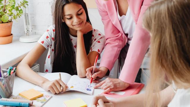 Gambar Artikel Mahasiswa Indonesia Dan Peran Kreativitas Dalam Pengembangan Proyek Akademik