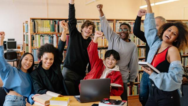 Gambar Artikel Mahasiswa Dan Universitas Sebagai Mitra Dalam Penguatan Pendidikan Nasional