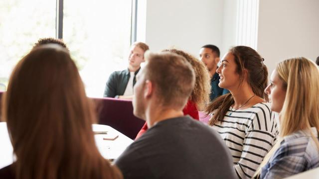 Gambar Artikel Mahasiswa Dan Tantangan Adaptasi Kurikulum Di Era Perubahan Pendidikan