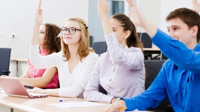 Mahasiswa Dan Strategi Meningkatkan Kreativitas Di Lingkungan Kampus