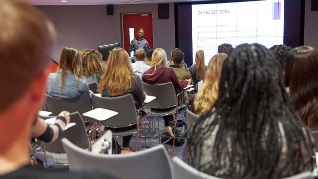 Gambar Artikel Mahasiswa Dan Strategi Menghadapi Tantangan Global Di Era Modern