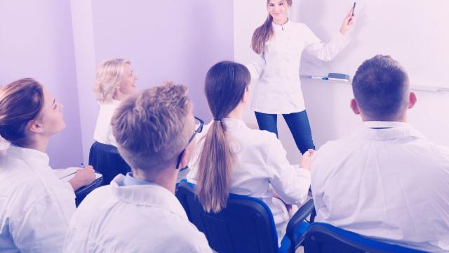 Mahasiswa Dan Strategi Mengembangkan Kemampuan Leadership Sejak Dini