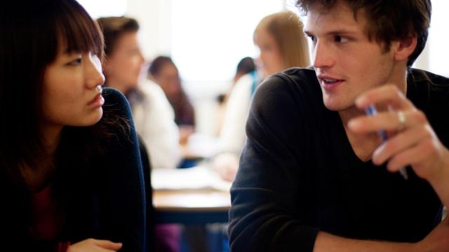 Gambar Artikel Mahasiswa Dan Strategi Meningkatkan Motivasi Dalam Pembelajaran Online