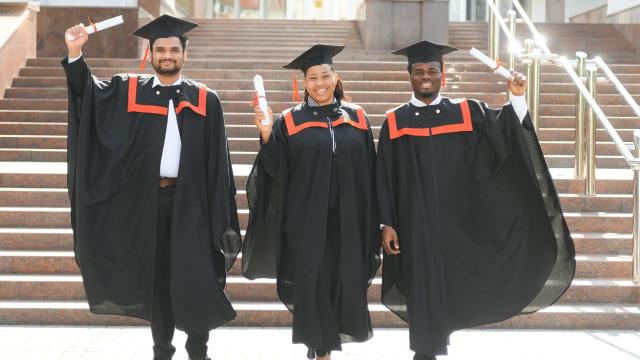 Gambar Artikel Kurikulum Adaptif Dan Tantangan Mahasiswa Di Universitas Indonesia