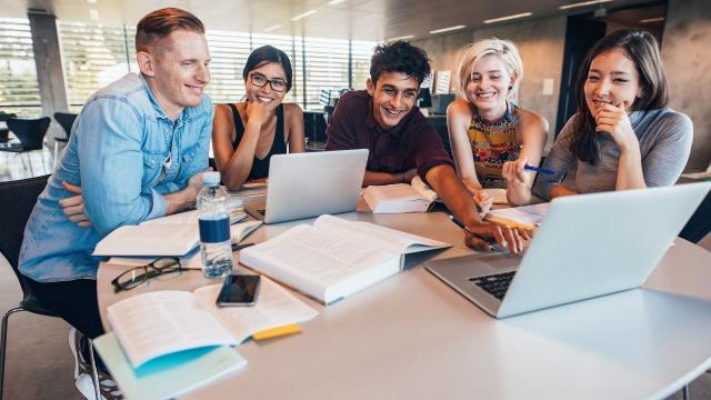 Gambar Artikel Kualitas Pendidikan Tinggi Dan Dampaknya Bagi Pengembangan Mahasiswa
