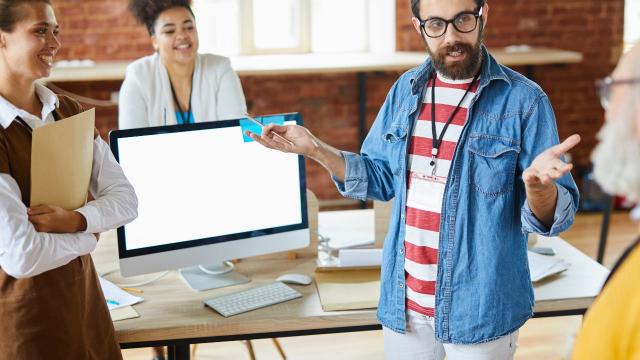 Mahasiswa Unggul: Menyeimbangkan Akademik, Karakter, Dan Inklusivitas