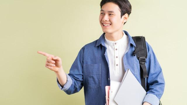 Mahasiswa Inspiratif: Menggabungkan Akademik, Kreativitas, Dan Empati