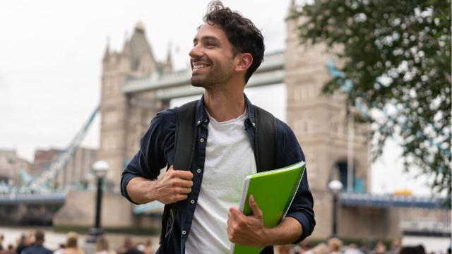 Gambar Artikel Menapaki Dunia Kampus: Sinergi Akademik, Organisasi, Dan Penguatan Karakter