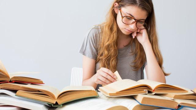 Gambar Artikel Mahasiswa Peduli: Peran Kesehatan, Karakter, Dan Organisasi Dalam Pembangunan Sosial