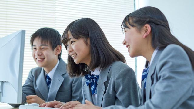 Gambar Artikel Kehidupan Kampus Dan Pembentukan Karakter Mahasiswa Di Perguruan Tinggi Indonesia