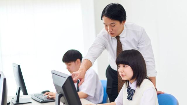 Gambar Artikel Dinamika Kehidupan Mahasiswa Dalam Menghadapi Tuntutan Akademik Dan Realitas Sosial Kampus