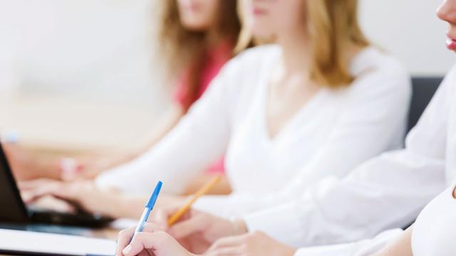 Mahasiswa Dan Seni Menyeimbangkan Hidup: Akademik, Sosial, Dan Kesehatan