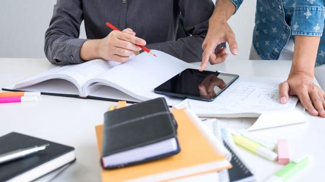 Mahasiswa Dan Budaya Kompetisi: Ketika Nilai Menjadi Beban Psikologis