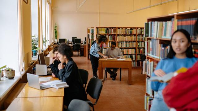 Mahasiswa Dan Kepemimpinan Akademik: Membangun Generasi Intelektual Yang Bertanggung Jawab