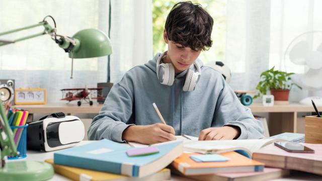 Gambar Artikel Mahasiswa Dan Proses Pendewasaan Diri Melalui Pengalaman Akademik