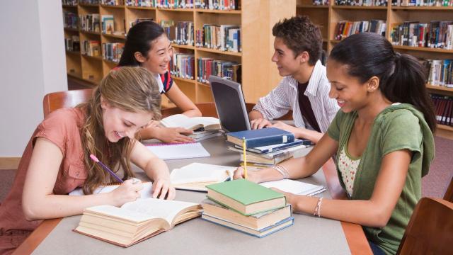 Gambar Artikel Mahasiswa Dan Pentingnya Literasi Akademik Dalam Pendidikan Tinggi