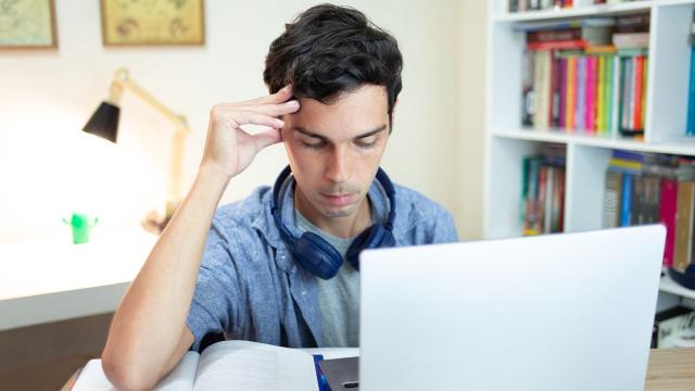 Gambar Artikel Mahasiswa Dan Pengabdian Masyarakat: Menghubungkan Ilmu Dengan Realitas Sosial