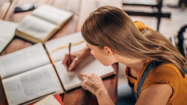 Gambar Artikel Peran Mahasiswa Dalam Menguatkan Budaya Akademik Dan Pendidikan Inklusif Di Kampus