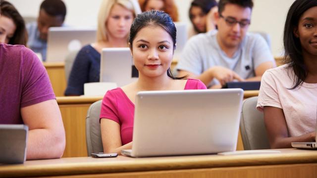 Gambar Artikel Mahasiswa Dan Etika Akademik: Menjaga Integritas Di Tengah Tekanan Perkuliahan