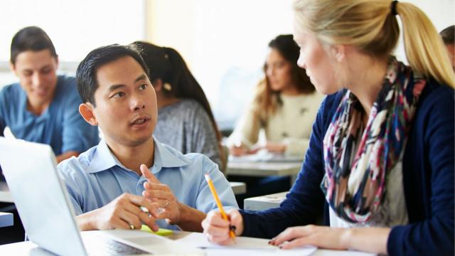 Tekanan Akademik Dan Seni Mengelola Ekspektasi Diri Mahasiswa
