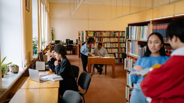 Gambar Artikel Mahasiswa Sebagai Agen Perubahan Dalam Sistem Pendidikan Tinggi Indonesia