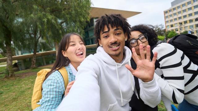 Gambar Artikel Membangun Mahasiswa Berdaya Saing Melalui Kurikulum, Karakter, Dan Pendidikan Inklusif Di Perguruan Tinggi