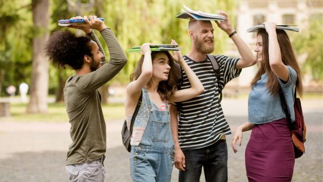 Mahasiswa Dan Budaya Akademik: Fondasi Pendidikan Tinggi Yang Bermutu Di Indonesia