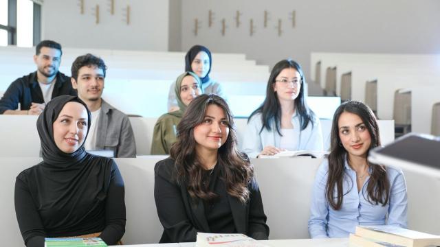 Gambar Artikel Pendidikan Tinggi Dan Pembentukan Mahasiswa Berwawasan Sosial Di Indonesia