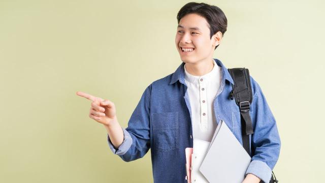 Prestasi Mahasiswa Indonesia: Antara Akademik, Non-Akademik, Dan Proses Pembentukan Diri