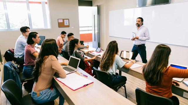 Gambar Artikel Mahasiswa Dan Perantauan: Belajar Mandiri Di Tanah Orang