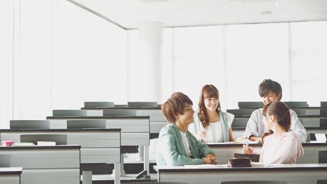 Gambar Artikel Mahasiswa Dan Manajemen Waktu: Kunci Bertahan Di Tengah Padatnya Aktivitas Kampus