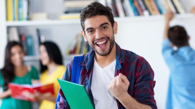 Gambar Artikel Mahasiswa Dan Dunia Kerja: Mempersiapkan Masa Depan Sejak Bangku Kuliah