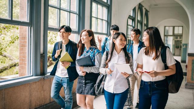 Mengenal Kehidupan Mahasiswa Indonesia Dari Kampus Hingga Lingkungan Sosial