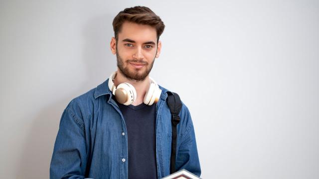 Mahasiswa Indonesia: Mengembangkan Diri Melalui Kampus Dan Kehidupan Kos