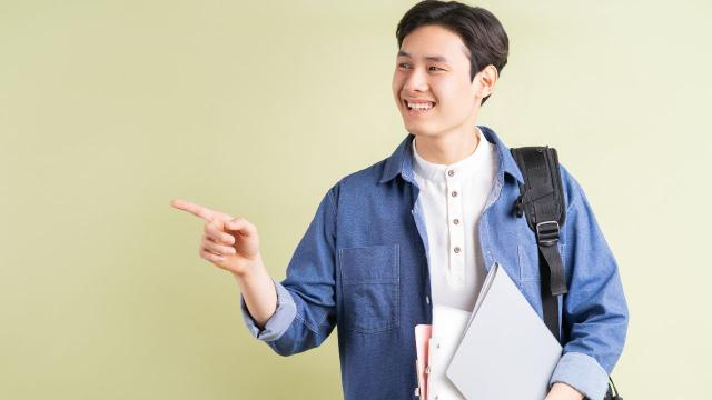 Gambar Artikel Menjadi Mahasiswa Di Indonesia: Proses Adaptasi Dari Sekolah Ke Dunia Kampus