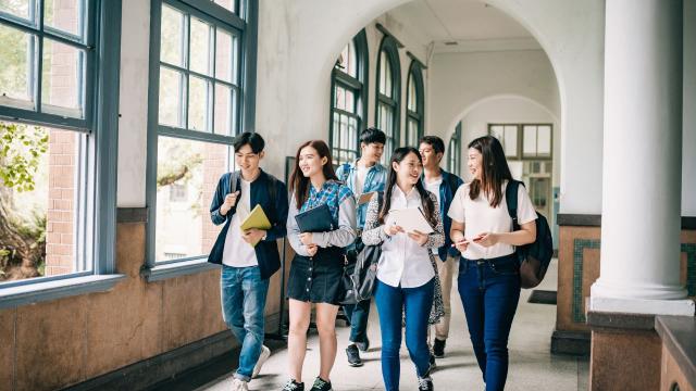 Peran Kampus Sebagai Ruang Tumbuh Dan Aktualisasi Diri Mahasiswa Indonesia