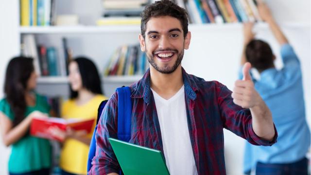 Dinamika Kehidupan Sosial Mahasiswa Di Lingkungan Kampus Multikultural Indonesia