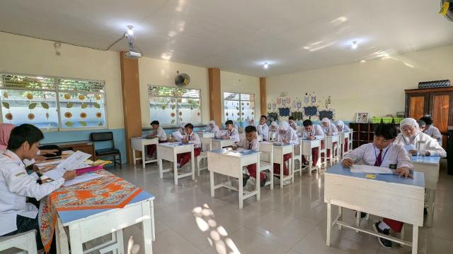 Kehidupan Mahasiswa Di Indonesia Sebagai Ruang Belajar Sosial Dan Kemandirian