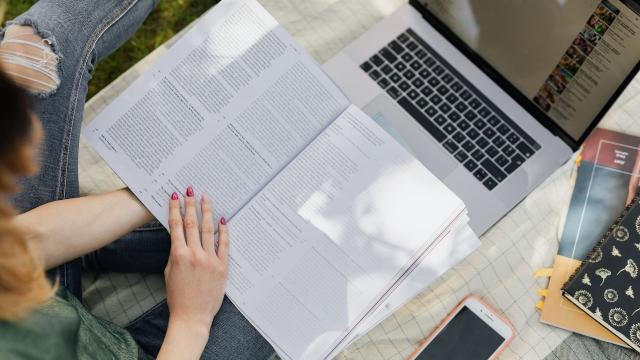 Gambar Artikel Pengembangan Soft Skill Mahasiswa: Kunci Sukses Di Dunia Kerja