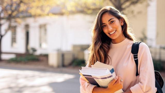 Gambar Artikel Peran Teknologi Dalam Kehidupan Mahasiswa Indonesia