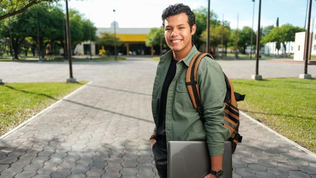 Gambar Artikel Mahasiswa Indonesia Dan Literasi Keuangan: Belajar Mengelola Uang Sejak Bangku Kuliah