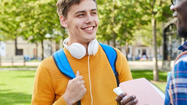 Gambar Artikel Mahasiswa Indonesia Dan Proses Pembentukan Identitas Di Perguruan Tinggi